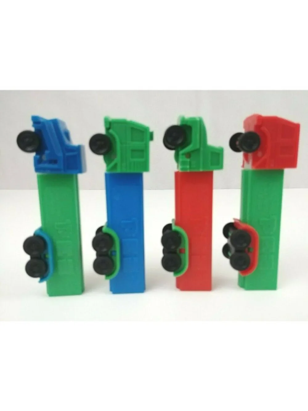 Vintage Lot of 4 Semi Truck Pez Dispensers Different Colors & Trucks (B)